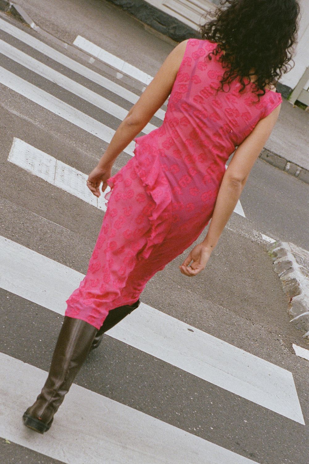 CLARE DRESS | FUSHIA - Image 4