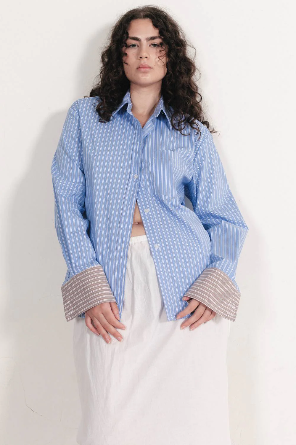 CLASSIC SHIRT | CONTRAST SLEEVE - Image 3